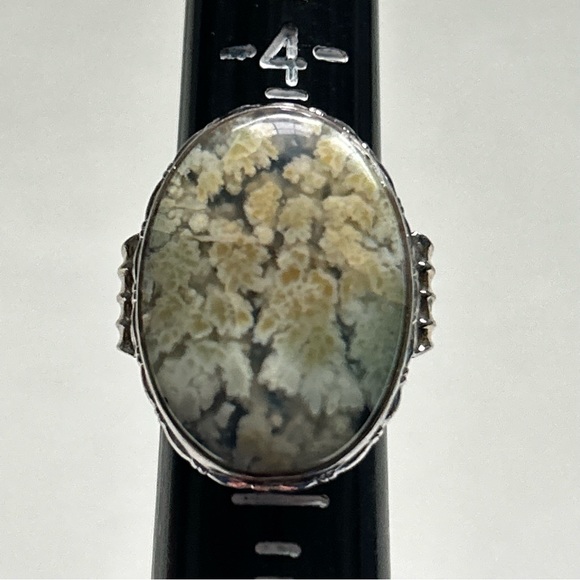 Vintage Moss Agate Sterling Silver Ring - Picture 12 of 12